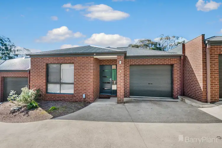 Main view of Homely unit listing, 2/31 Brazier Street, Eaglehawk VIC 3556