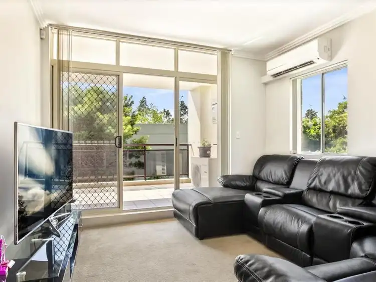 12/2-4 Fifth Avenue, Blacktown NSW 2148