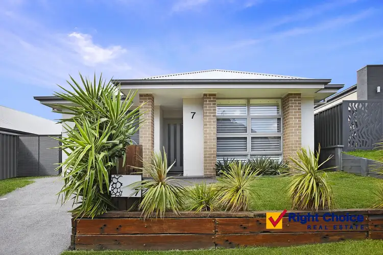 7 Mckelly Street, Horsley NSW 2530
