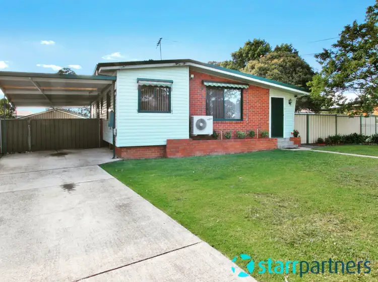 15 Mindanao Avenue, Lethbridge Park NSW 2770