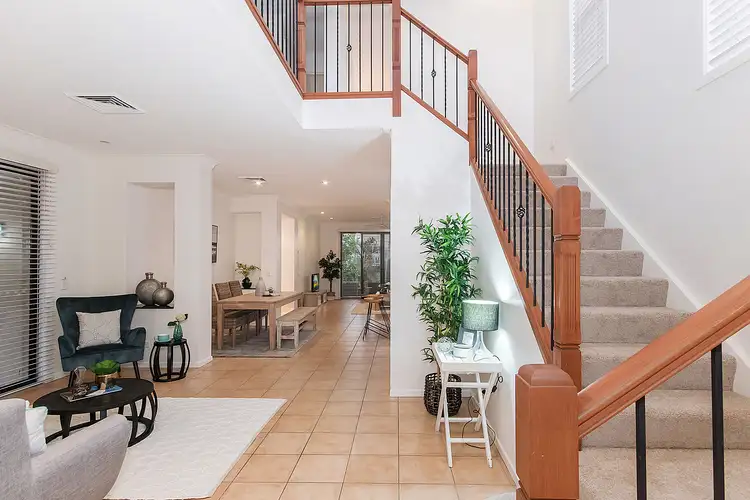53/117 Palm Meadows Drive, Carrara QLD 4211