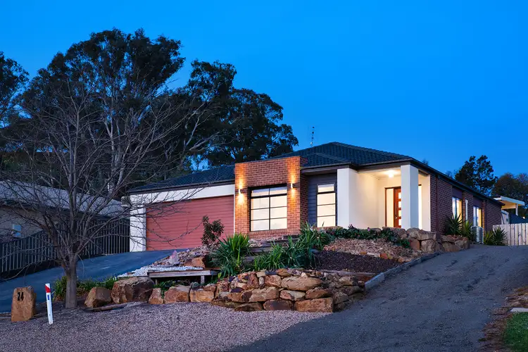 24 Penhallurick Street, Campbells Creek VIC 3451