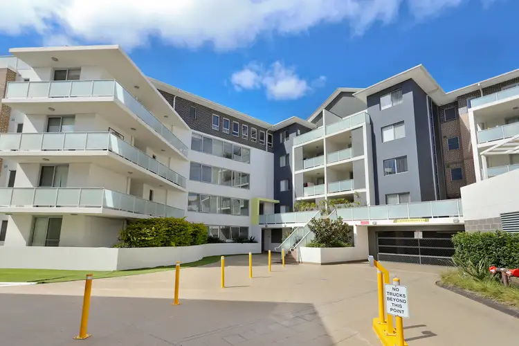 23/43 Santana Road, Campbelltown NSW 2560