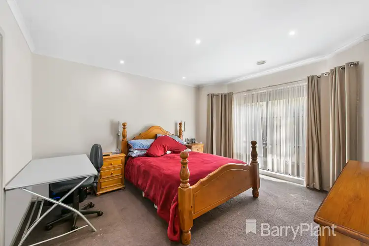 Seventh view of Homely house listing, 5 Storkbill View, Harkness VIC 3337