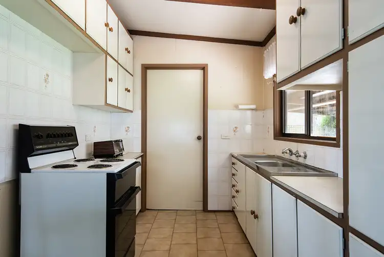 Fifth view of Homely house listing, 2 Rowes Road, Maldon VIC 3463