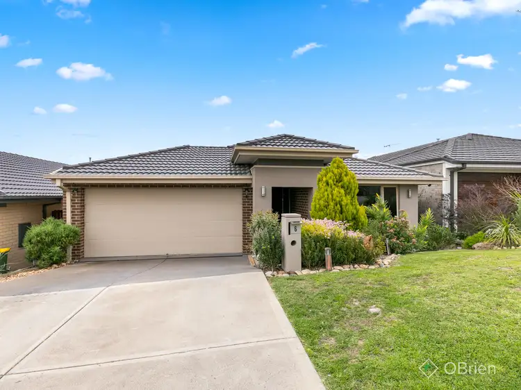 6 Belmont Crescent, Pakenham VIC 3810