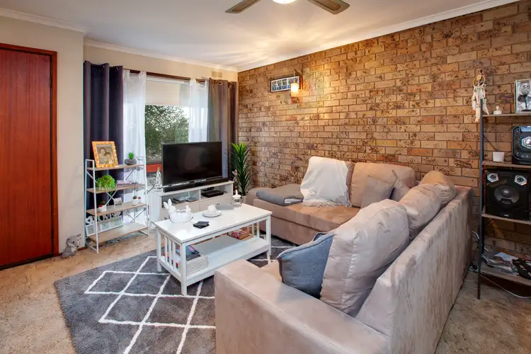 Third view of Homely block of units listing, 1-3/86 Chapple Street, Wodonga VIC 3690