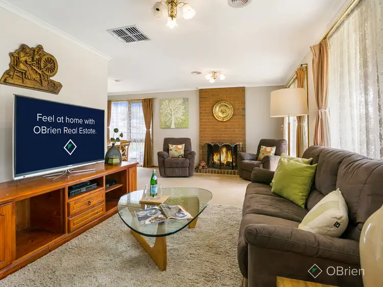 Second view of Homely house listing, 2 Munday Court, Skye VIC 3977