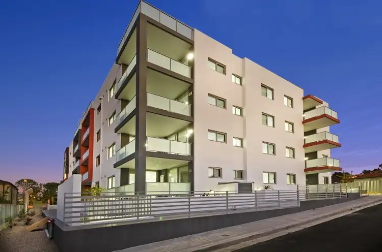 1/6 Centenary Road, Merrylands NSW 2160
