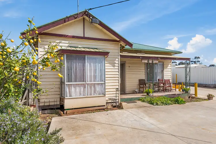 11 Osborne Street, Maddingley VIC 3340