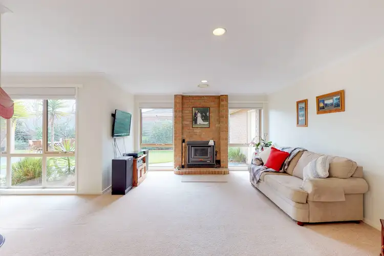 Sixth view of Homely house listing, 9 Oxley Court, Traralgon VIC 3844