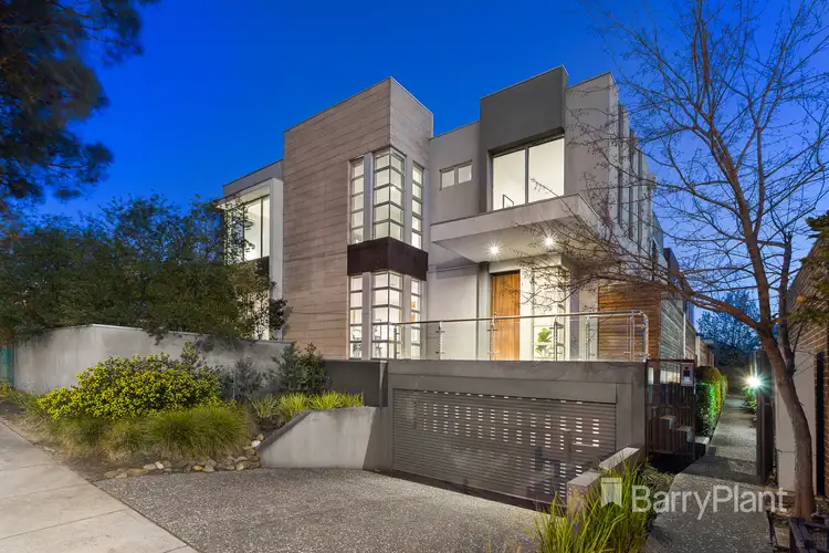 1/928 Doncaster Road, Doncaster East VIC 3109
