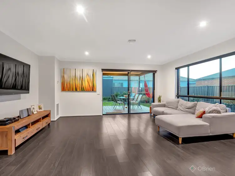 Second view of Homely house listing, 11 Canmore Street, Cranbourne East VIC 3977