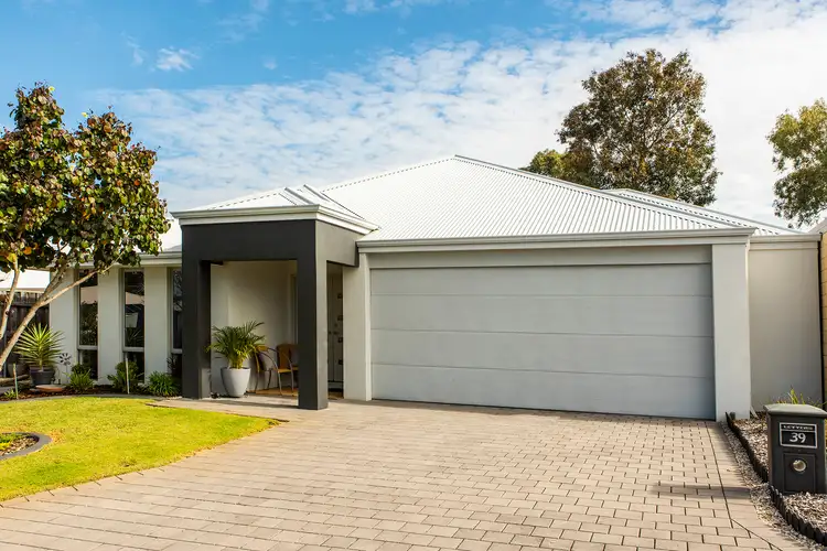 Second view of Homely house listing, 39 Pavilion Circle, The Vines WA 6069