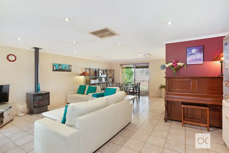 Sixth view of Homely house listing, 2 Minorca Court, Parafield Gardens SA 5107