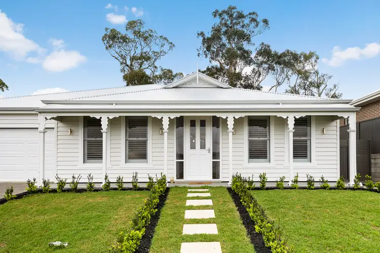 6 Honeysuckle Way, Mount Barker SA 5251