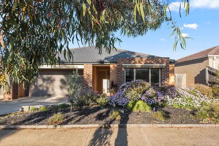 24 Lone Pine Square, Bacchus Marsh VIC 3340