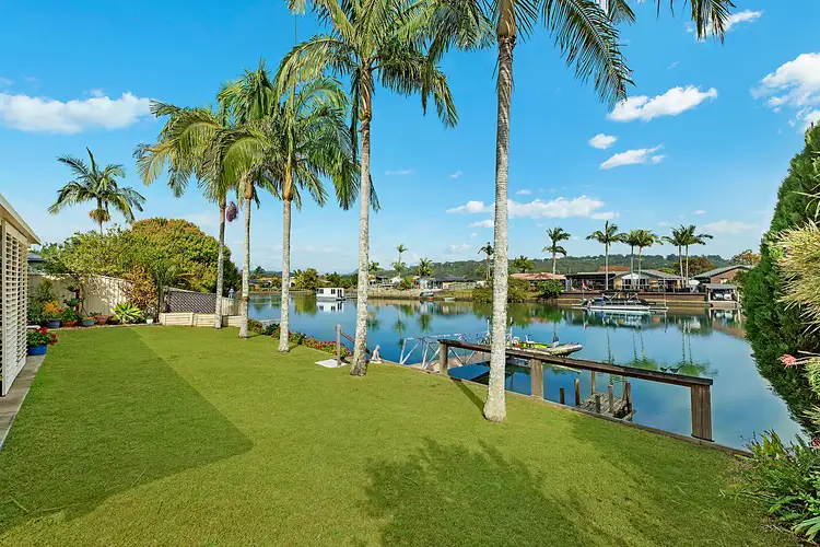 129 Currumbin Creek Road, Currumbin Waters QLD 4223