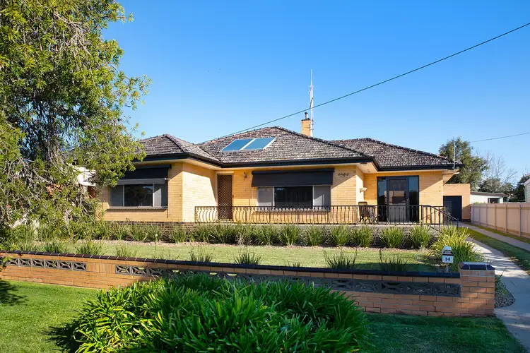 14 Cook Street, Spring Gully VIC 3550