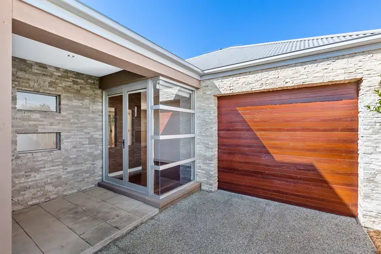 3/42 Davies Street, Altona VIC 3018