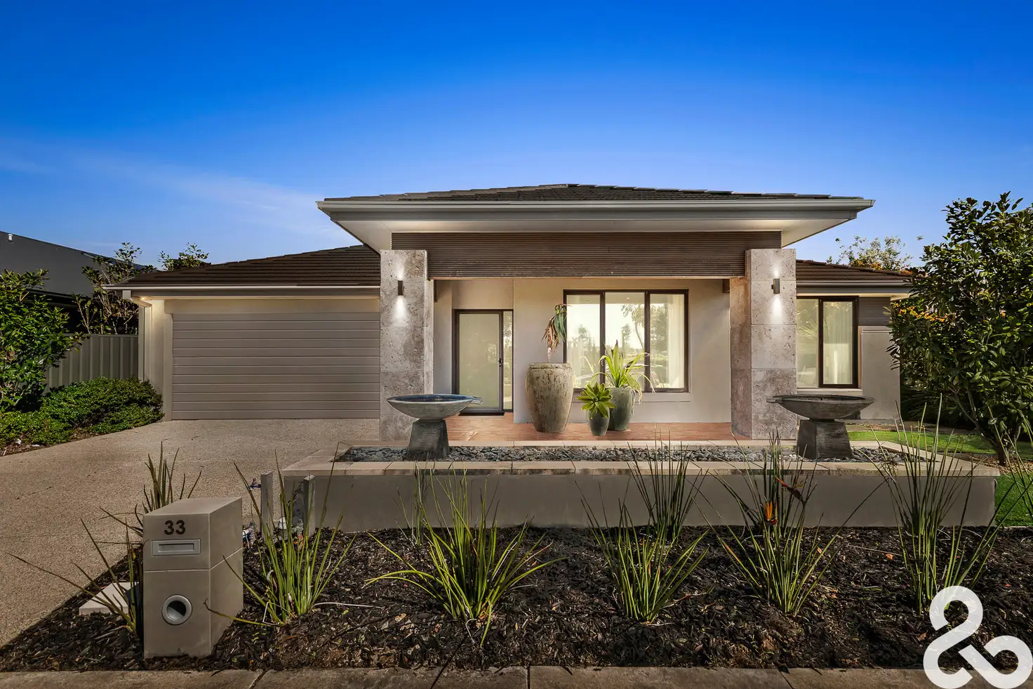 Main view of Homely house listing, 33 Dashing Road, Craigieburn VIC 3064