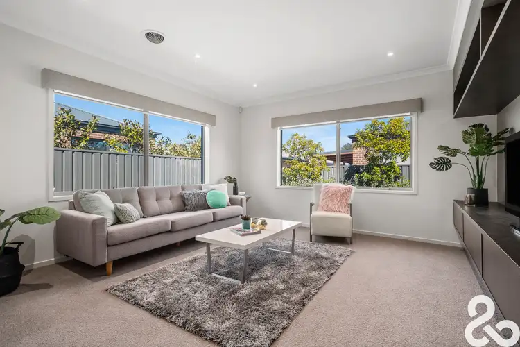 Fourth view of Homely house listing, 33 Dashing Road, Craigieburn VIC 3064