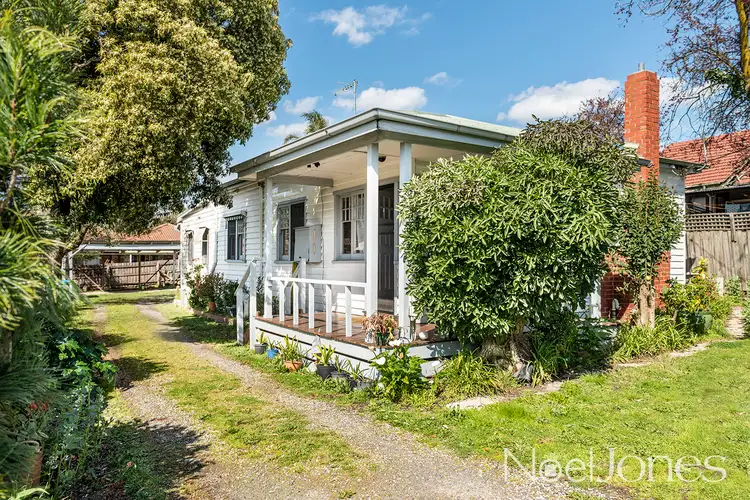 7 Wantirna Road, Ringwood VIC 3134