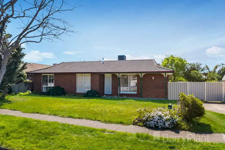 30 Stanley Crescent, Brookfield VIC 3338