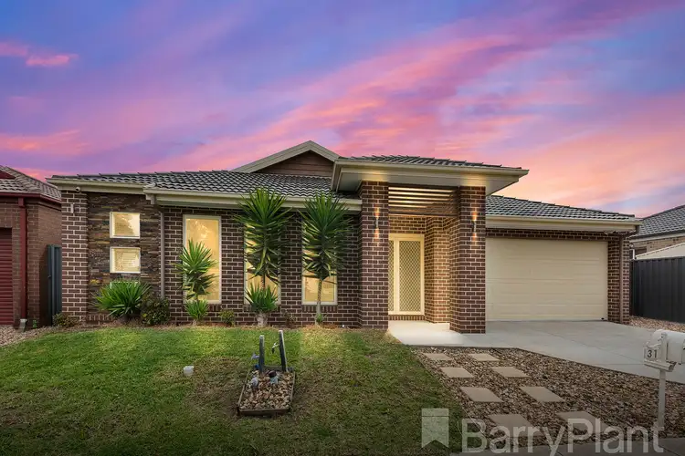 31 Clematis Crescent, Manor Lakes VIC 3024