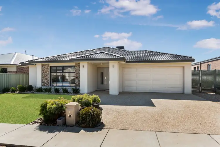 7 Amanda Drive, Maiden Gully VIC 3551