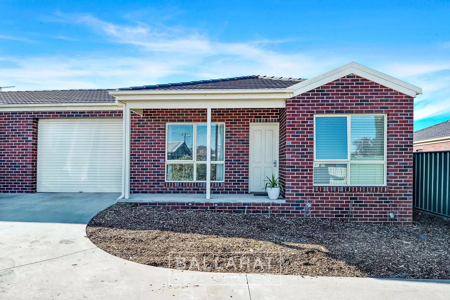 Main view of Homely unit listing, 2/6A Pekin Road, Maryborough VIC 3465