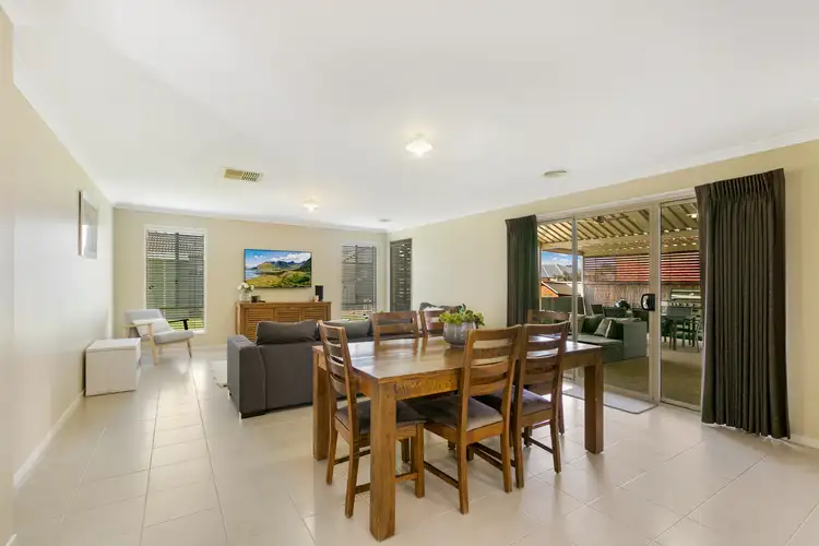 Fifth view of Homely house listing, 2 Lorna Court, White Hills VIC 3550