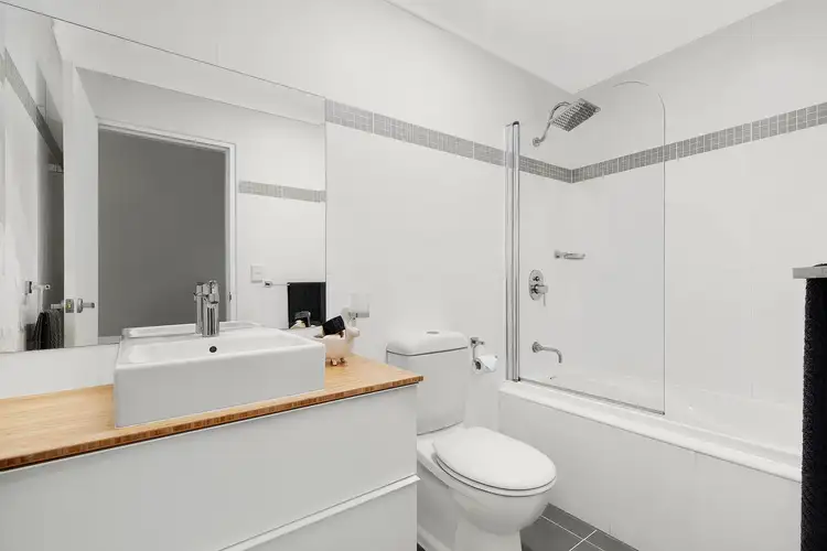 Sixth view of Homely apartment listing, 23/2-10 Hawkesbury Avenue, Dee Why NSW 2099