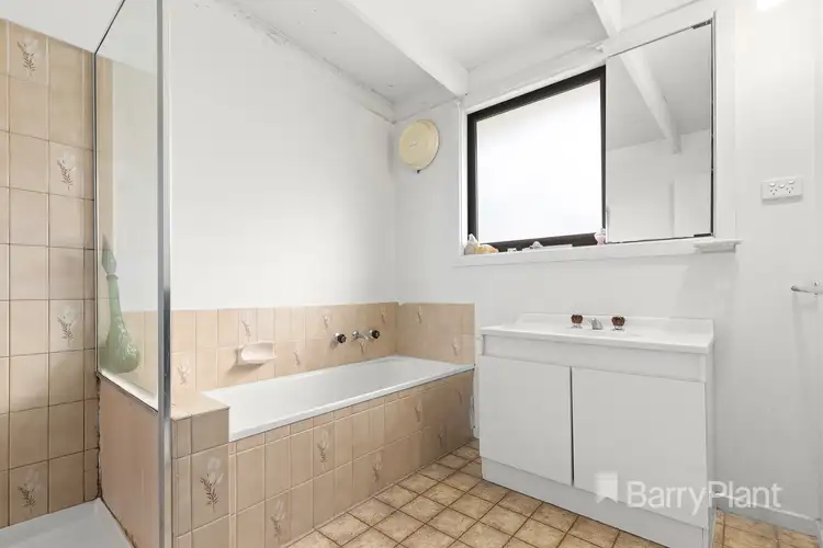 Fifth view of Homely unit listing, 2/220 Boronia Road, Boronia VIC 3155