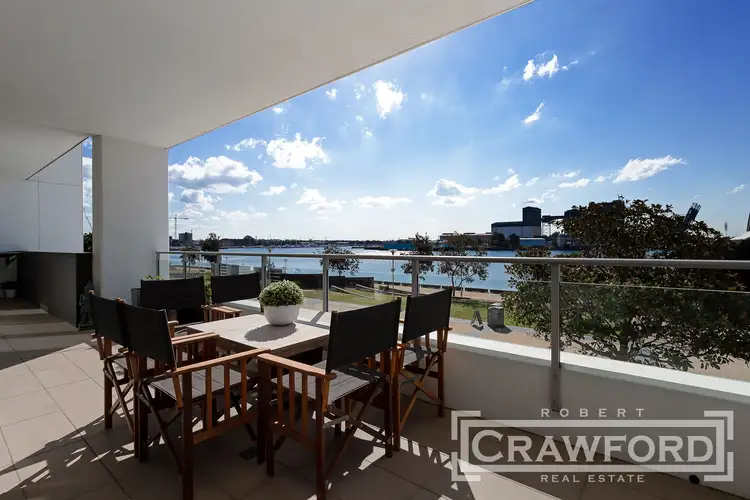 102/15 Honeysuckle Drive, Newcastle NSW 2300