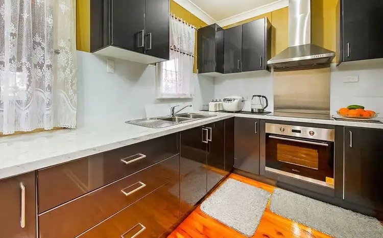 39 Marquesa Crescent, Lethbridge Park NSW 2770