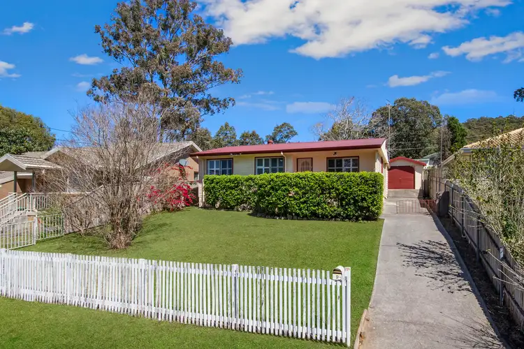 9 Cutler Drive, Wyong NSW 2259