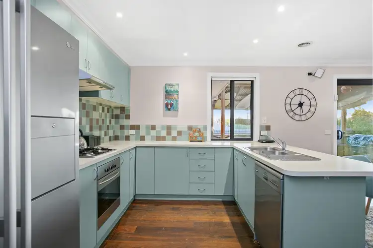 Fifth view of Homely house listing, 2 Caroline Court, Mount Martha VIC 3934