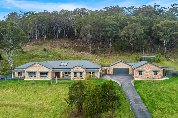 2 Chaplin Place, Albion Park NSW 2527