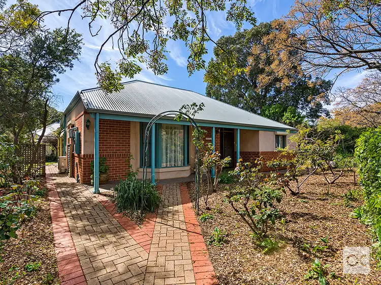 9 St Peters Terrace, Willunga SA 5172