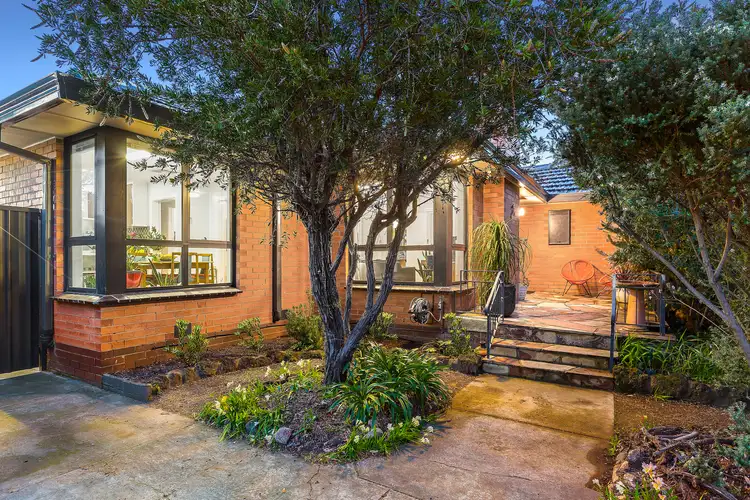 25 Romawi Street, Altona VIC 3018