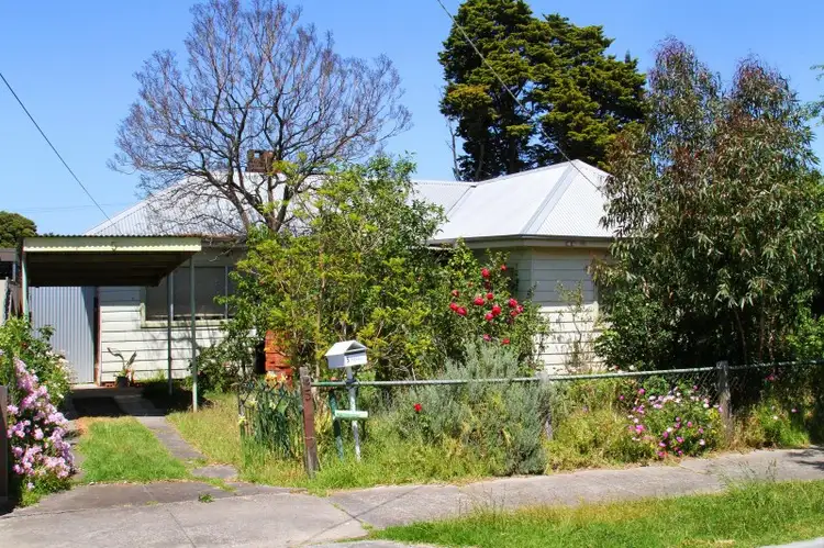 Second view of Homely house listing, 5 Howell Street, Lalor VIC 3075