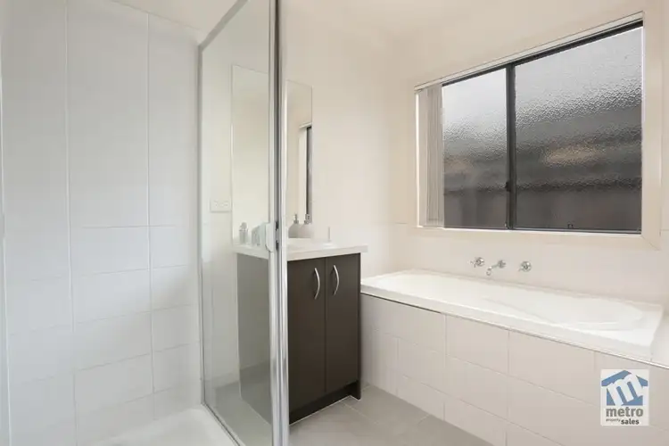 Fifth view of Homely house listing, 27 Waugh Street, Sunbury VIC 3429