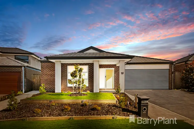 13 Spearmint Boulevard, Manor Lakes VIC 3024