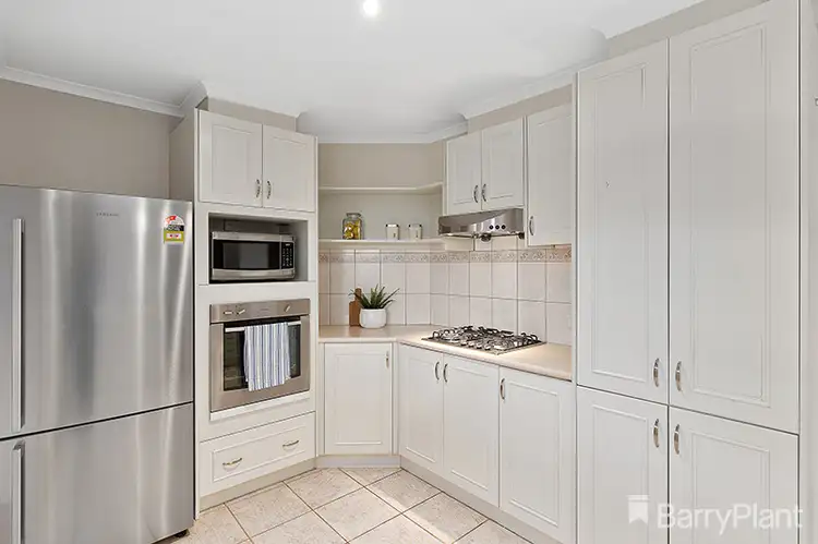 Fourth view of Homely house listing, 3 Underwood Close, Mill Park VIC 3082