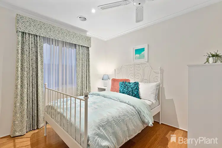 Sixth view of Homely house listing, 3 Underwood Close, Mill Park VIC 3082