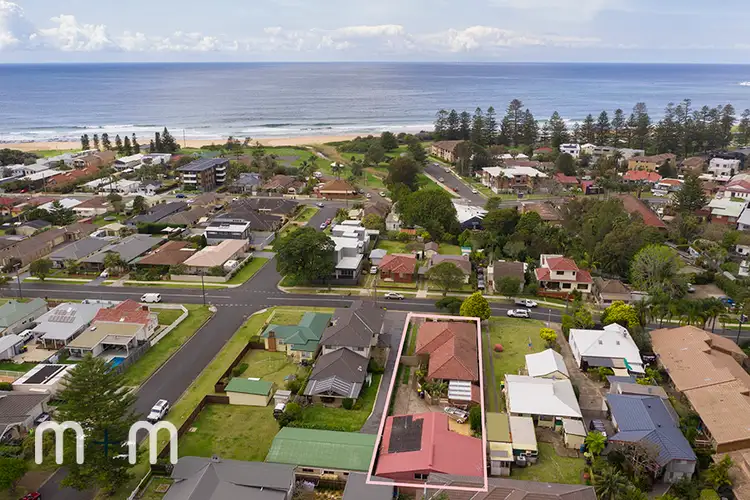 26 Redman Avenue, Thirroul NSW 2515