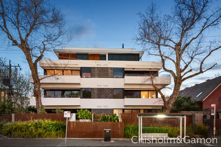 1/2a Tiuna Grove, Elwood VIC 3184