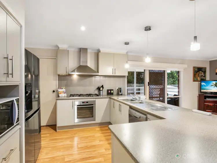 Fourth view of Homely house listing, 9 Malanda Court, Berwick VIC 3806