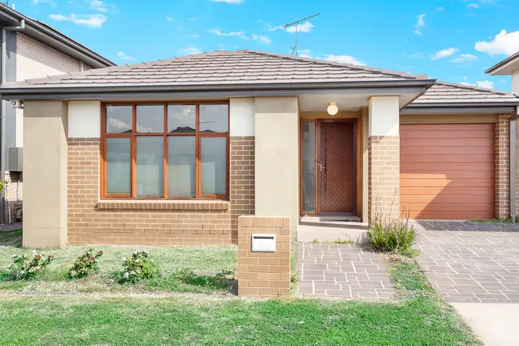 13 Huntington Street, Ropes Crossing NSW 2760